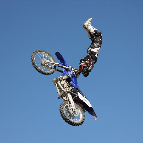 Motorcycle stunts at Kington Show