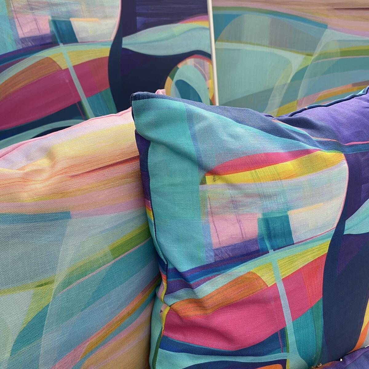 colourful textiles / cushions 