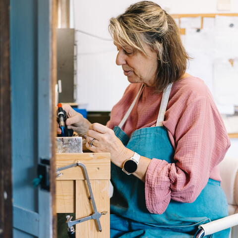 Jeweller at work