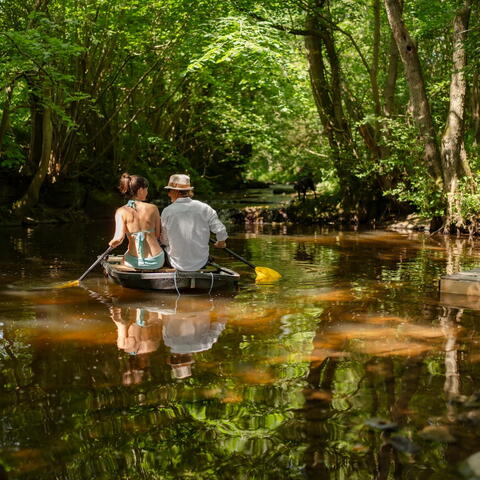 Ritty Retreats Couple in boat