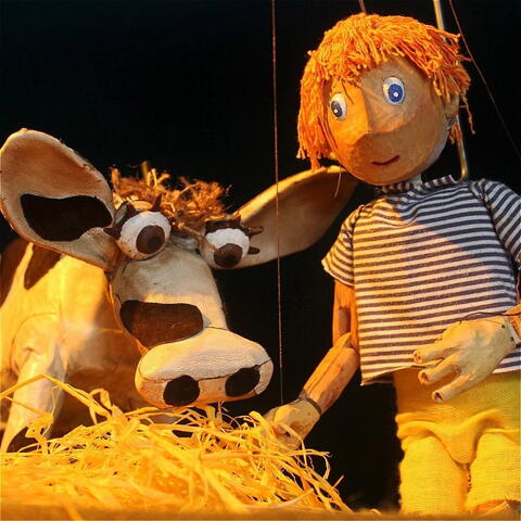 Jack and the beanstalk puppets